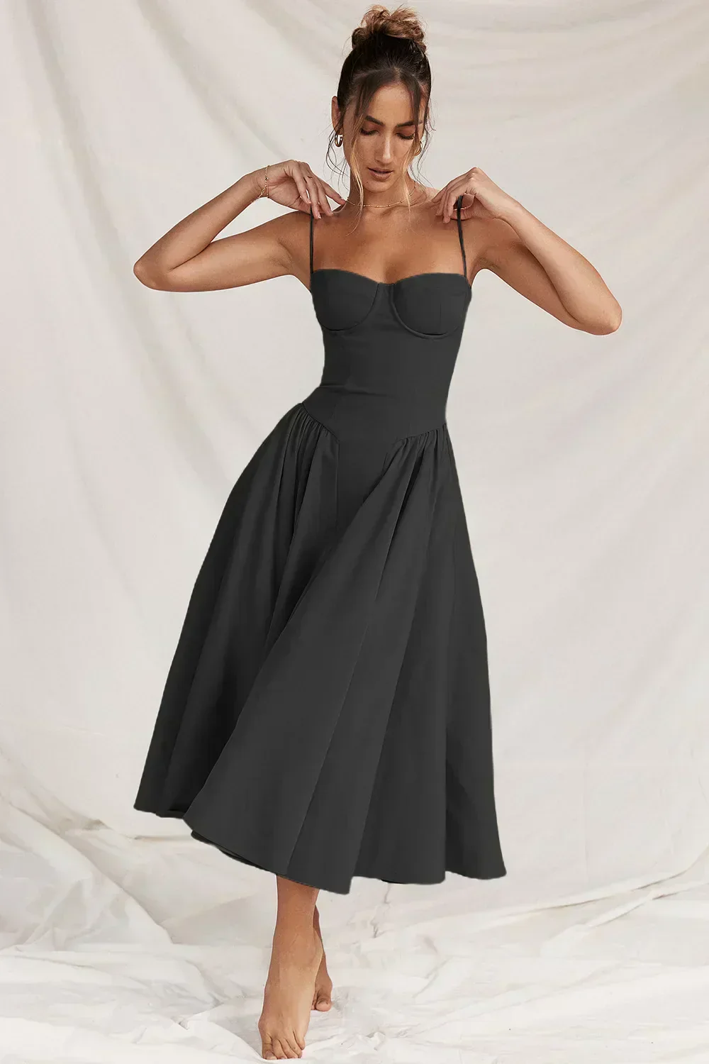 Nina - Ärmelloses Korsett-Midikleid - Image 25