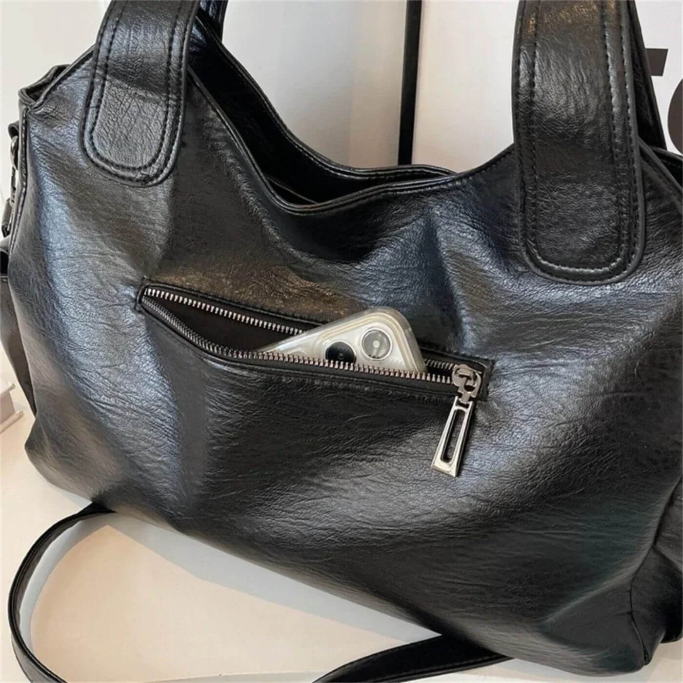 Nina – Luxuriöse Schultertasche in Premiumqualität - Image 3