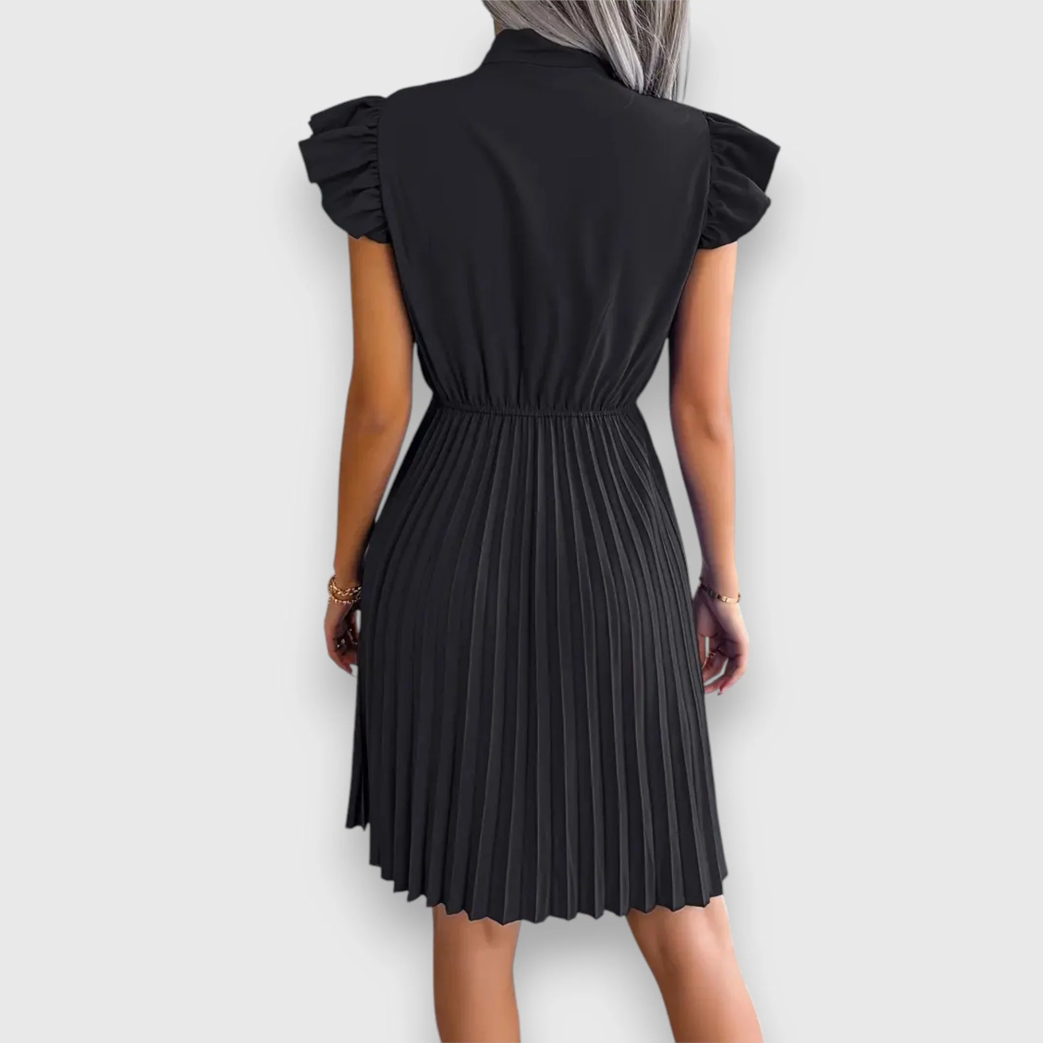 Nivara – Plissiertes Kleid mit femininer Note - Image 3