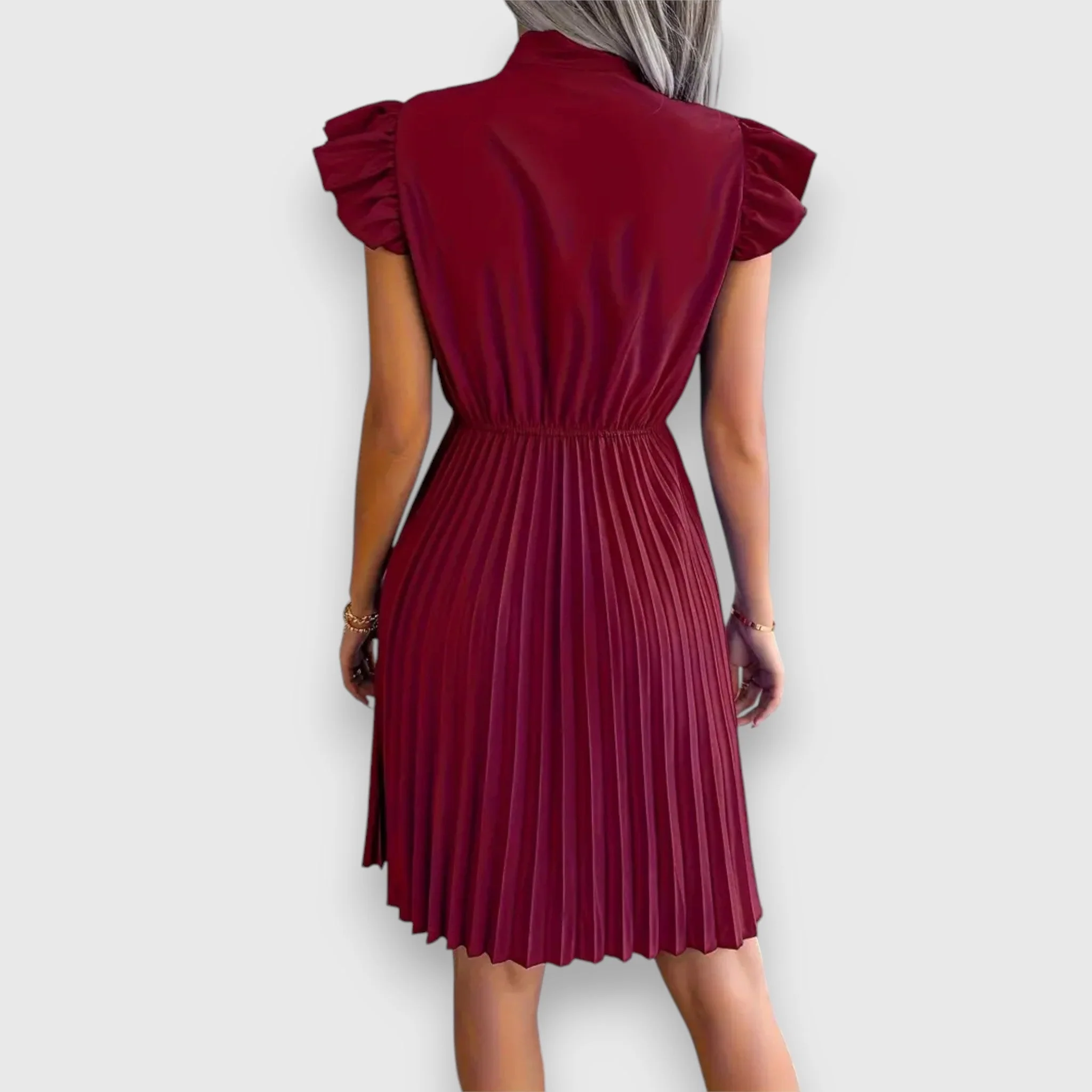 Nivara – Plissiertes Kleid mit femininer Note - Image 7