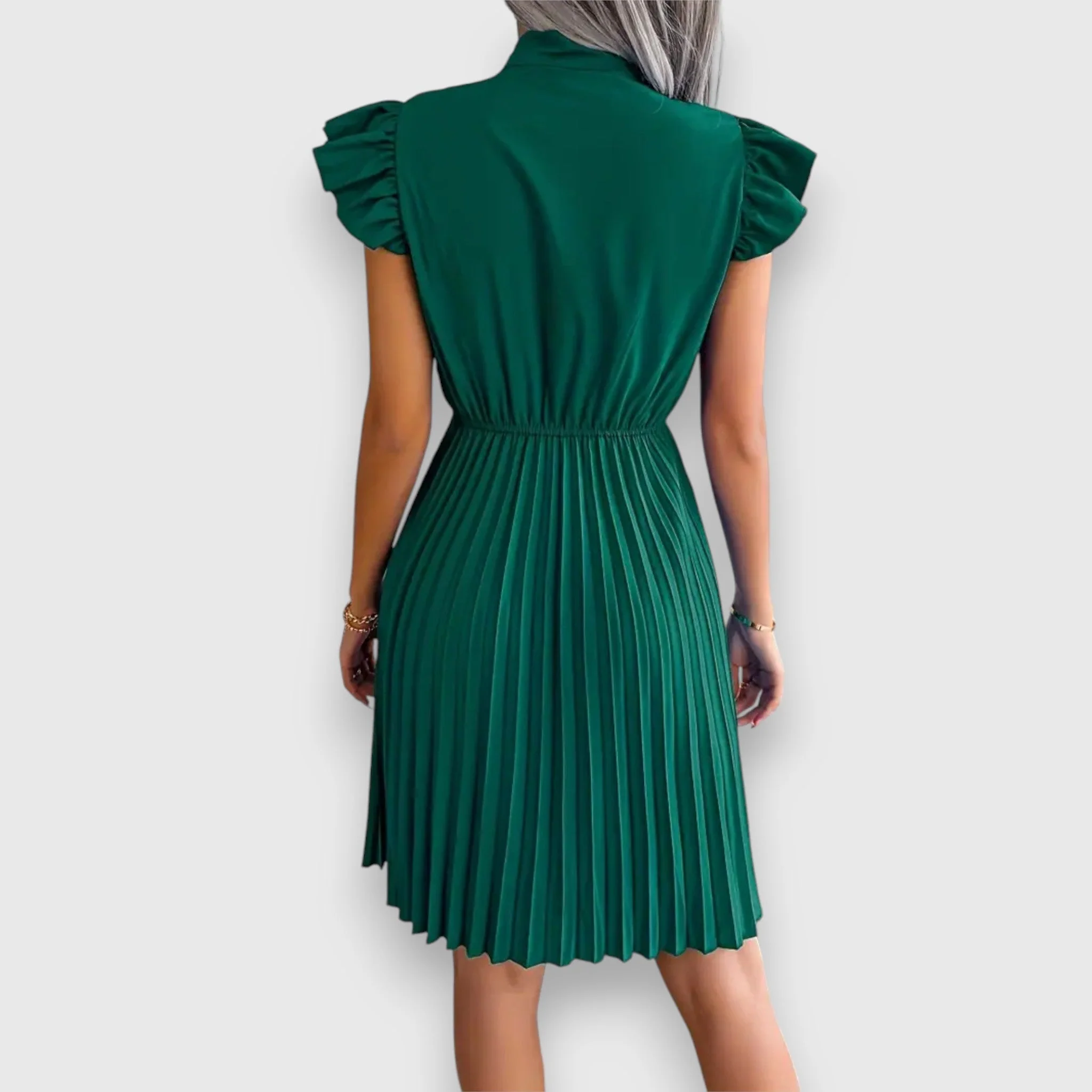 Nivara – Plissiertes Kleid mit femininer Note - Image 8