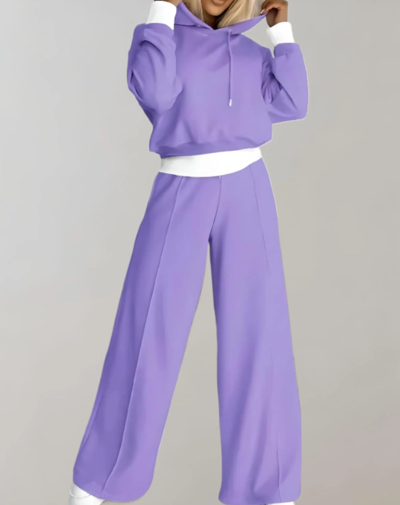 Noa – Lässiges zweiteiliges Damen Lounge-Set mit Hoodie - Image 2