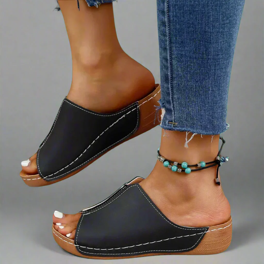 Noemi | Handgefertigte Wedgesandalen aus Premium-Material - Image 3