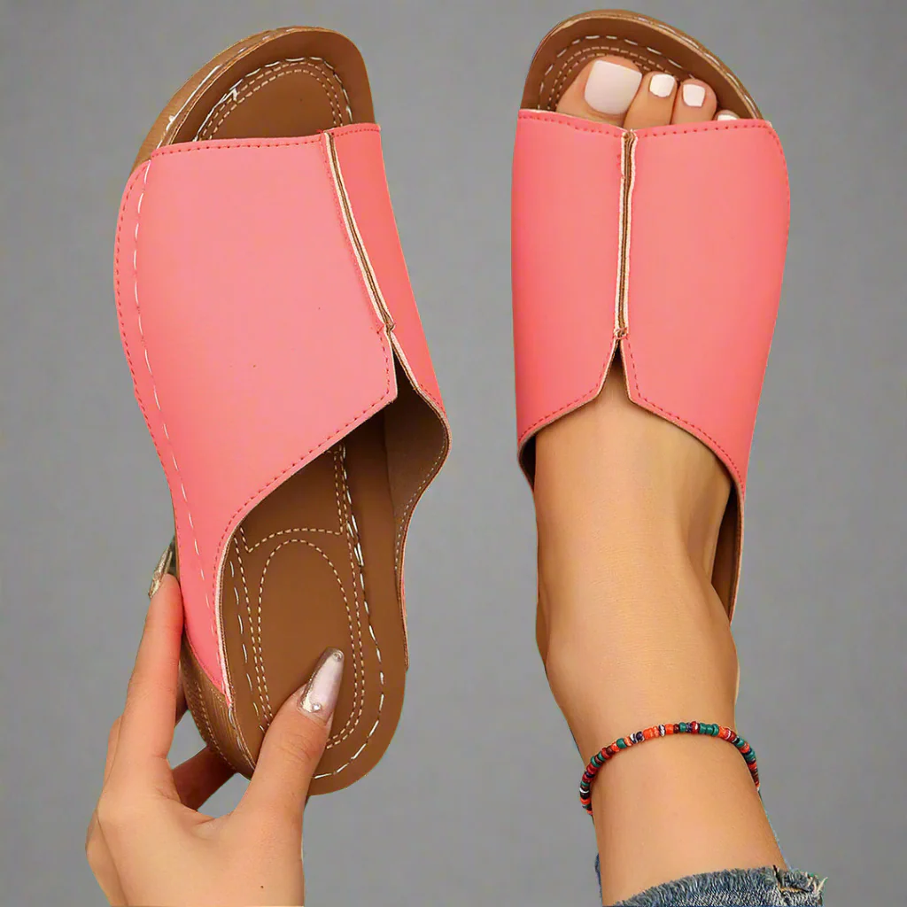 Noemi | Handgefertigte Wedgesandalen aus Premium-Material - Image 4