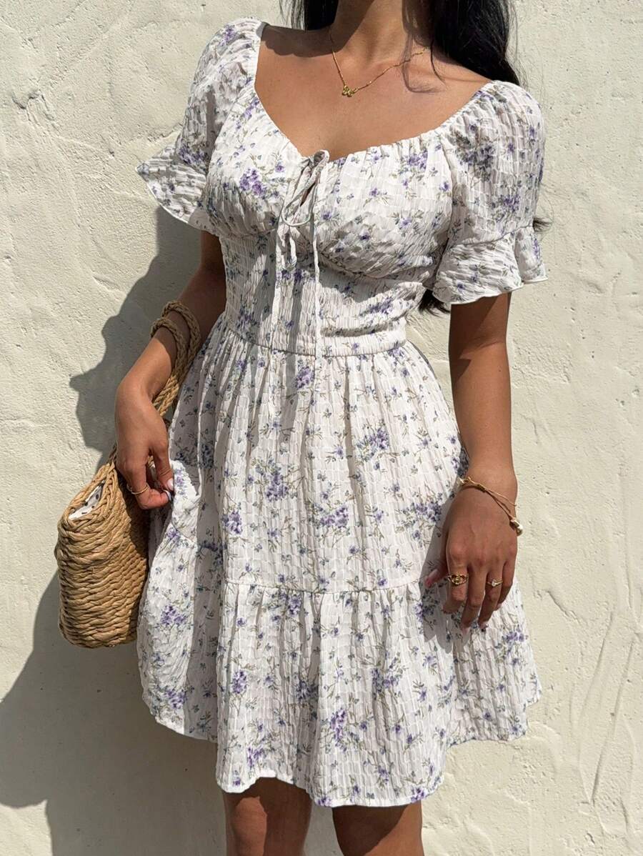 Nora – Blaues Blumenkleid Damen Kurzarm Sommer Urlaub Lässig - Image 4