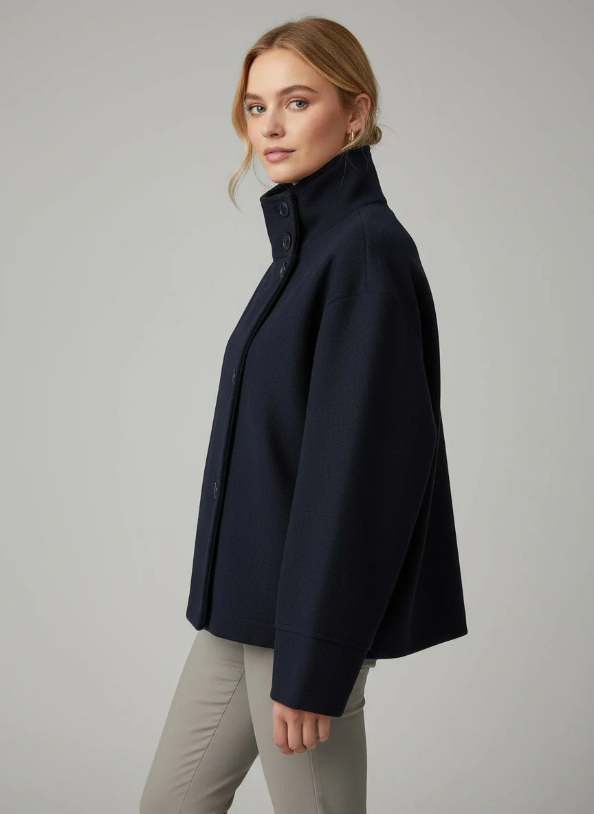 Olga | Kurze Damenjacke mit Stehkragen - Image 9