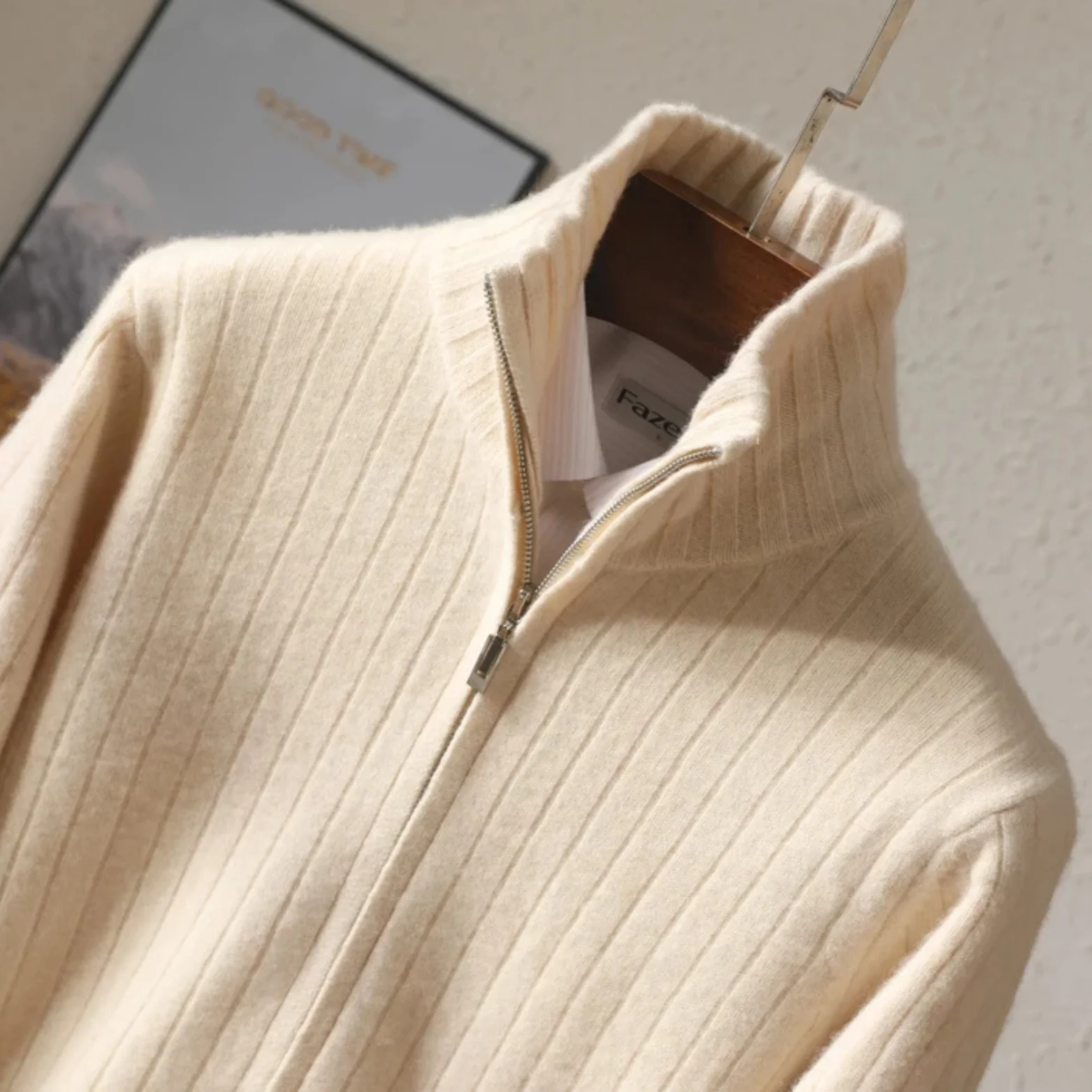 Oliver – Eleganter Strick-Zip-Pullover für Herren im modernen Winter-Look - Image 5