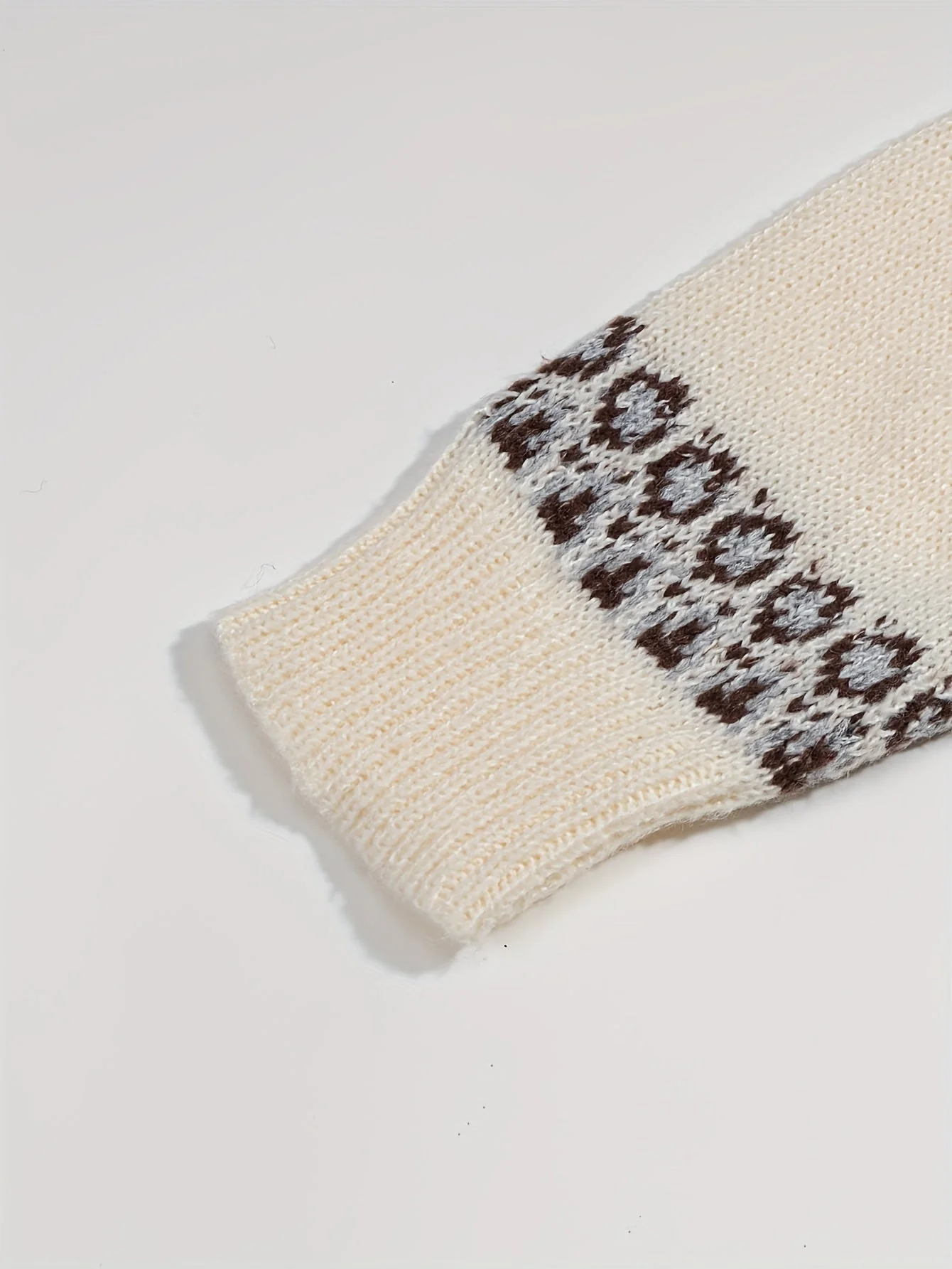 Oliver | Vintage Icelandic Sweater - Image 9