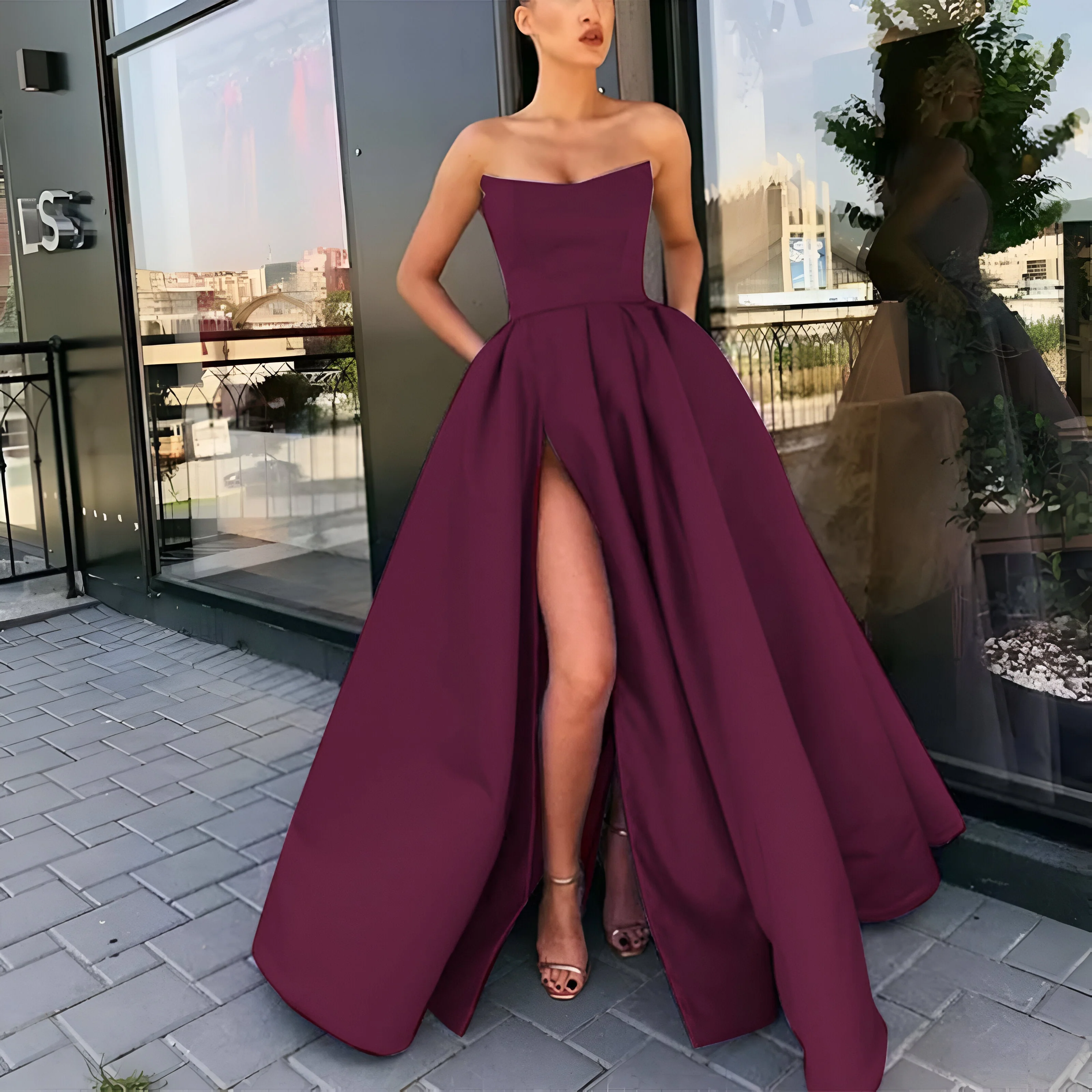 Olivia | Elegantes Abendkleid mit hohem Schlitz - Image 2