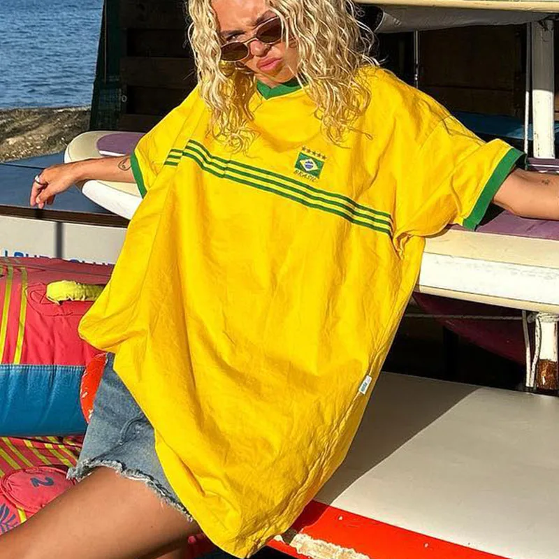 Oversized Damen T-Shirt im Retro-Football-Stil mit sportlichen Details - Image 5