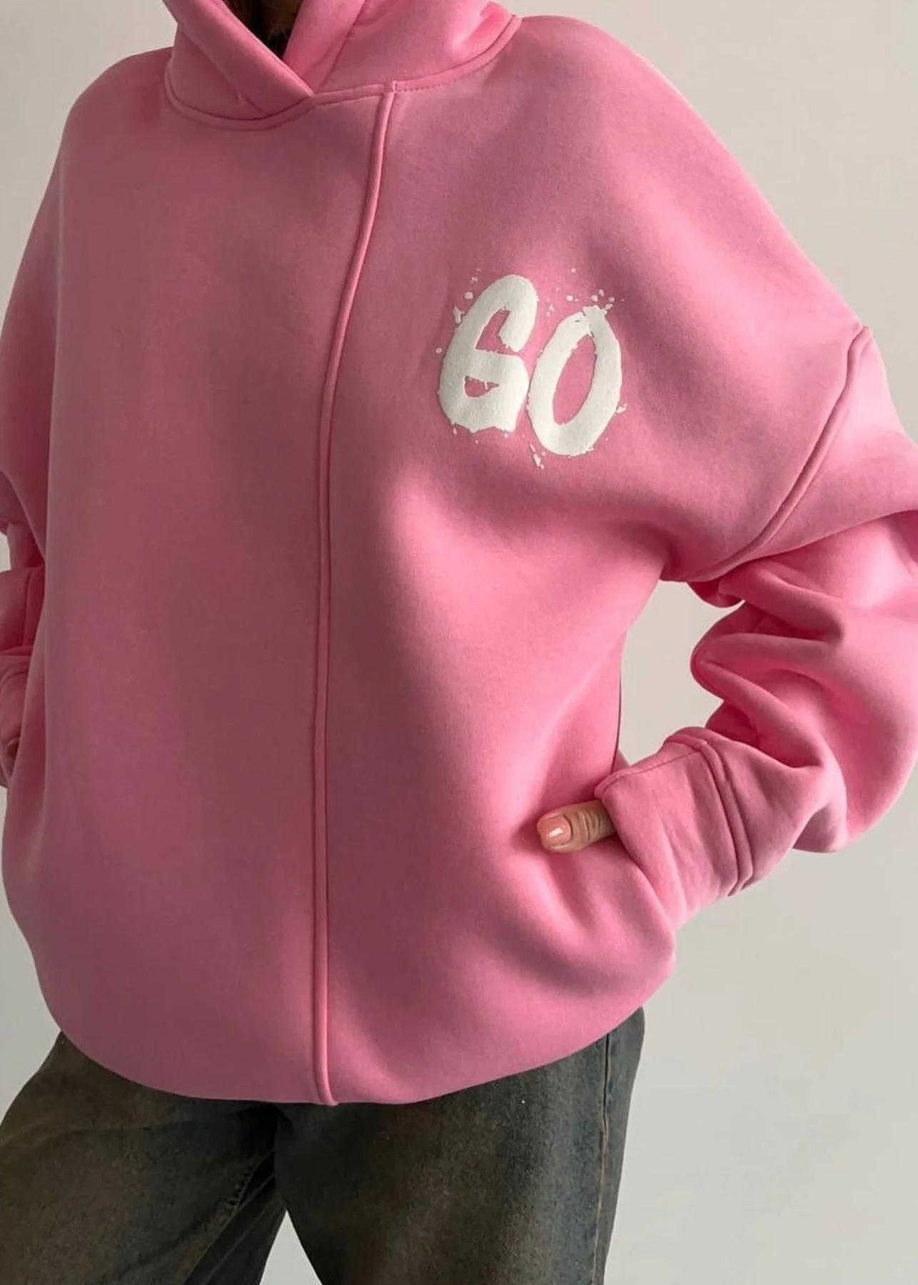 Oversized Hoodie mit abstraktem Rückendruck – Urban, Cozy & Ausdrucksstark - Image 11