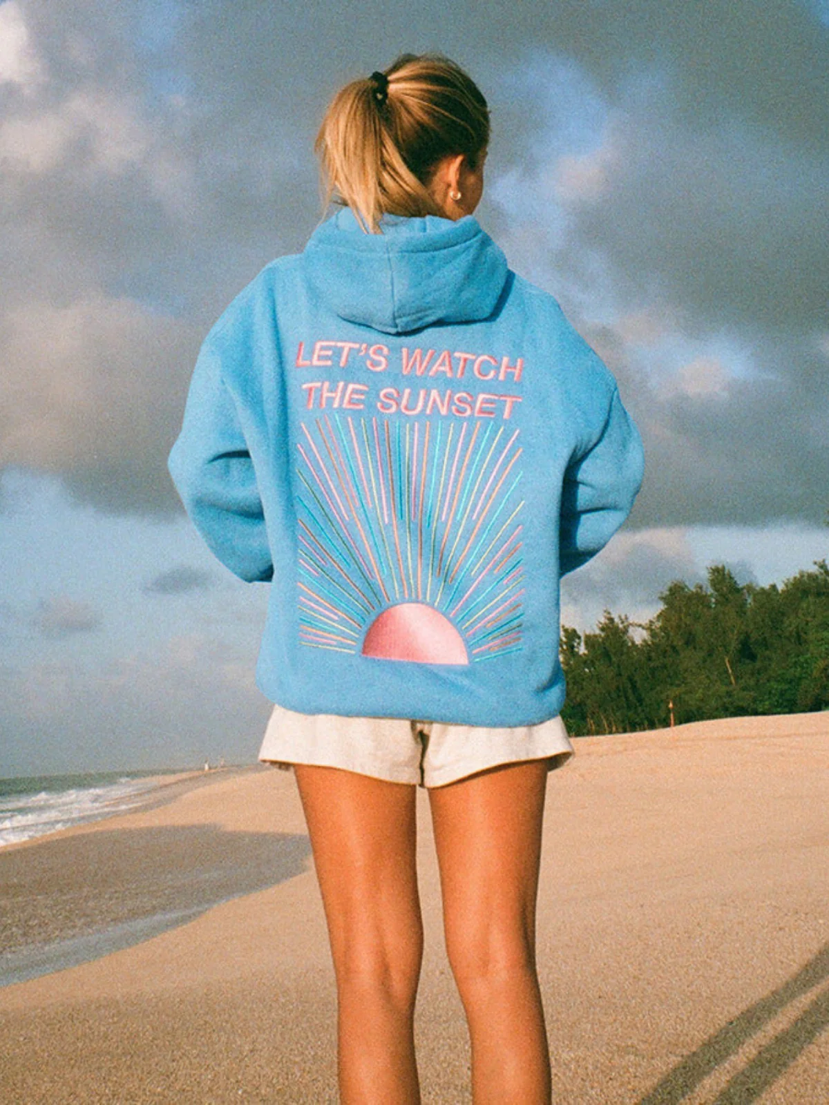 Oversized Hoodie mit Sunset-Print – Lässig, Cozy & Sommer-ready - Image 6