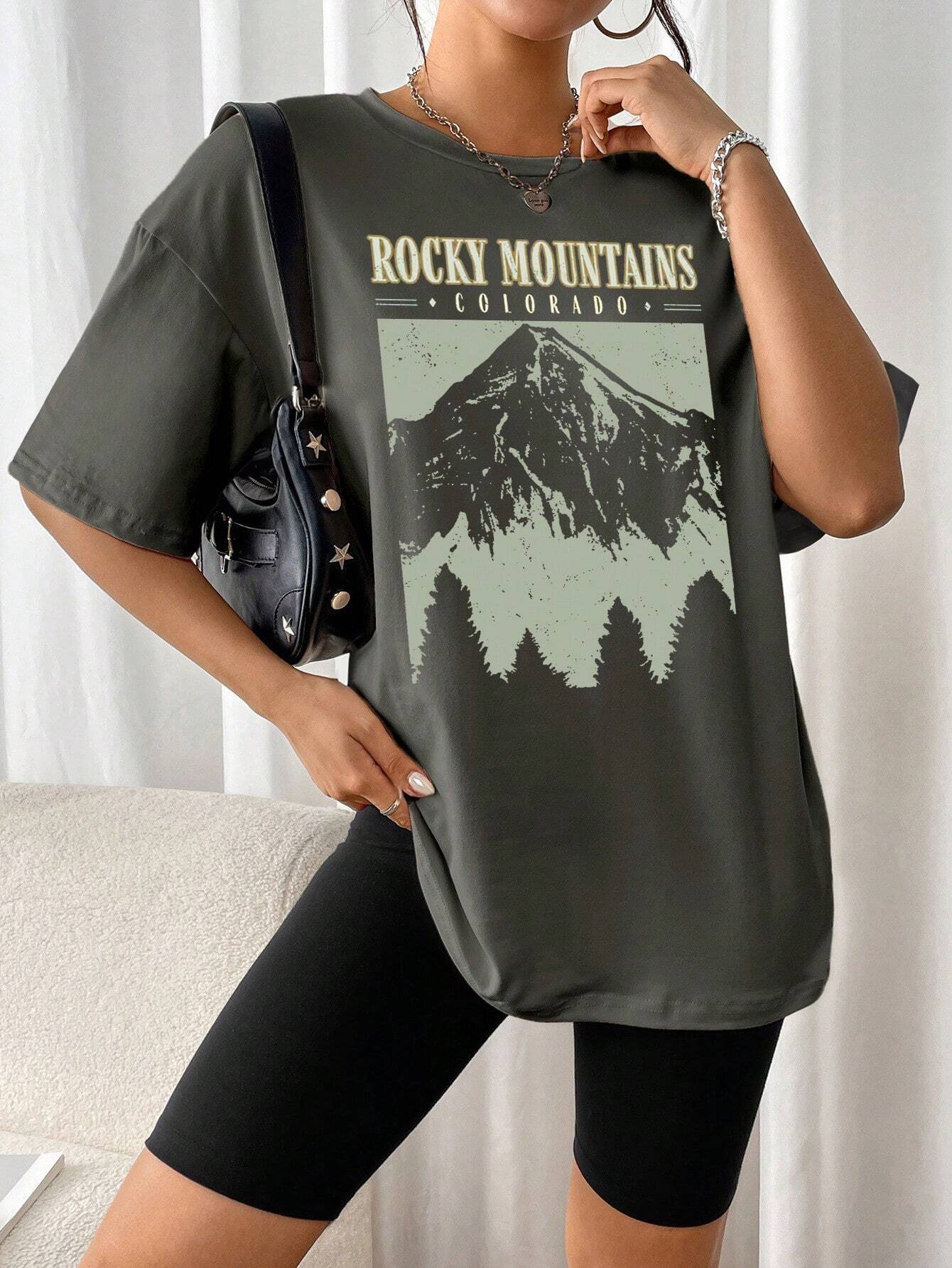 Oversized T-Shirt "Rocky Mountains" in Vintage-Schwarz – Urban Streetstyle mit Retro-Vibe - Image 3