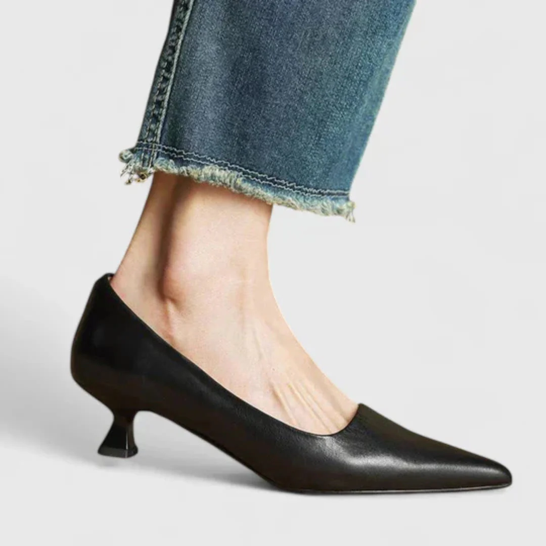 Pauline | Damen Spitz Zulaufende Niedriger Absatz Pumps Shorts - Image 6