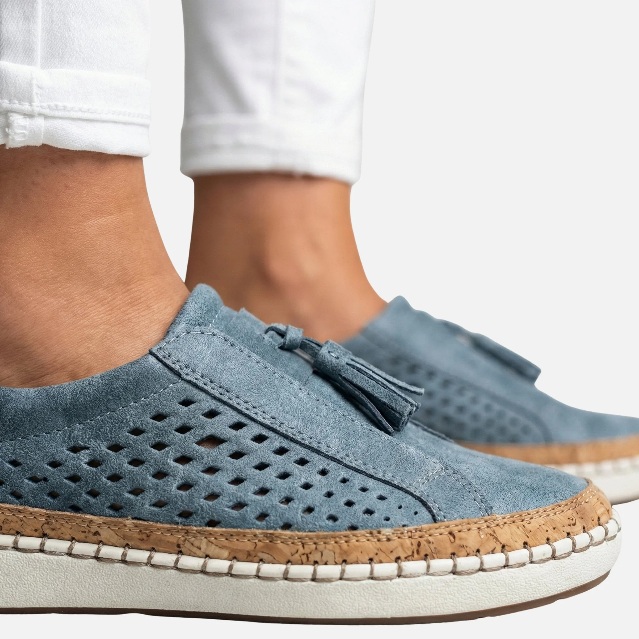 Clara | Damen Perforierte Schlüpf-Sneaker Quastendetail – Loafer Sneaker Damen - Image 5