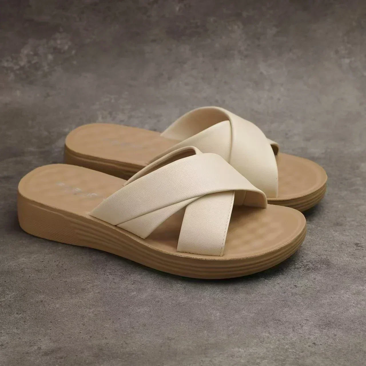 Philomena- Dames slippers met Hak van Leer - Image 4