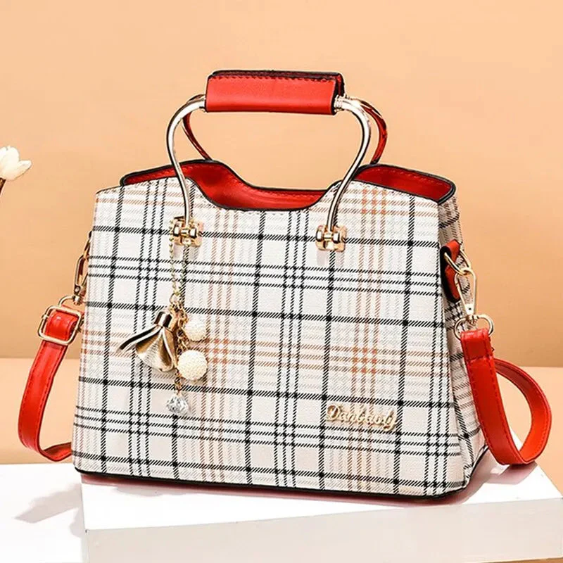 Praktische Damen-Schultertasche mit verstellbaren Trägern aus hochwertigem Kunstmaterial - Image 4
