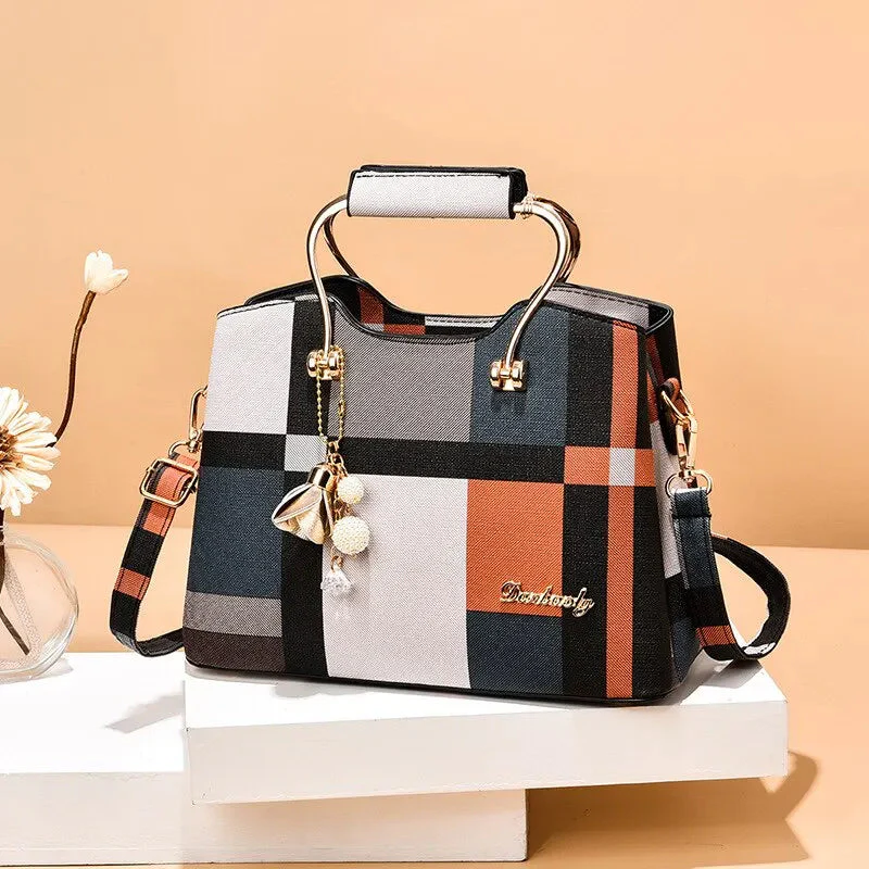 Praktische Damen-Schultertasche mit verstellbaren Trägern aus hochwertigem Kunstmaterial - Image 7