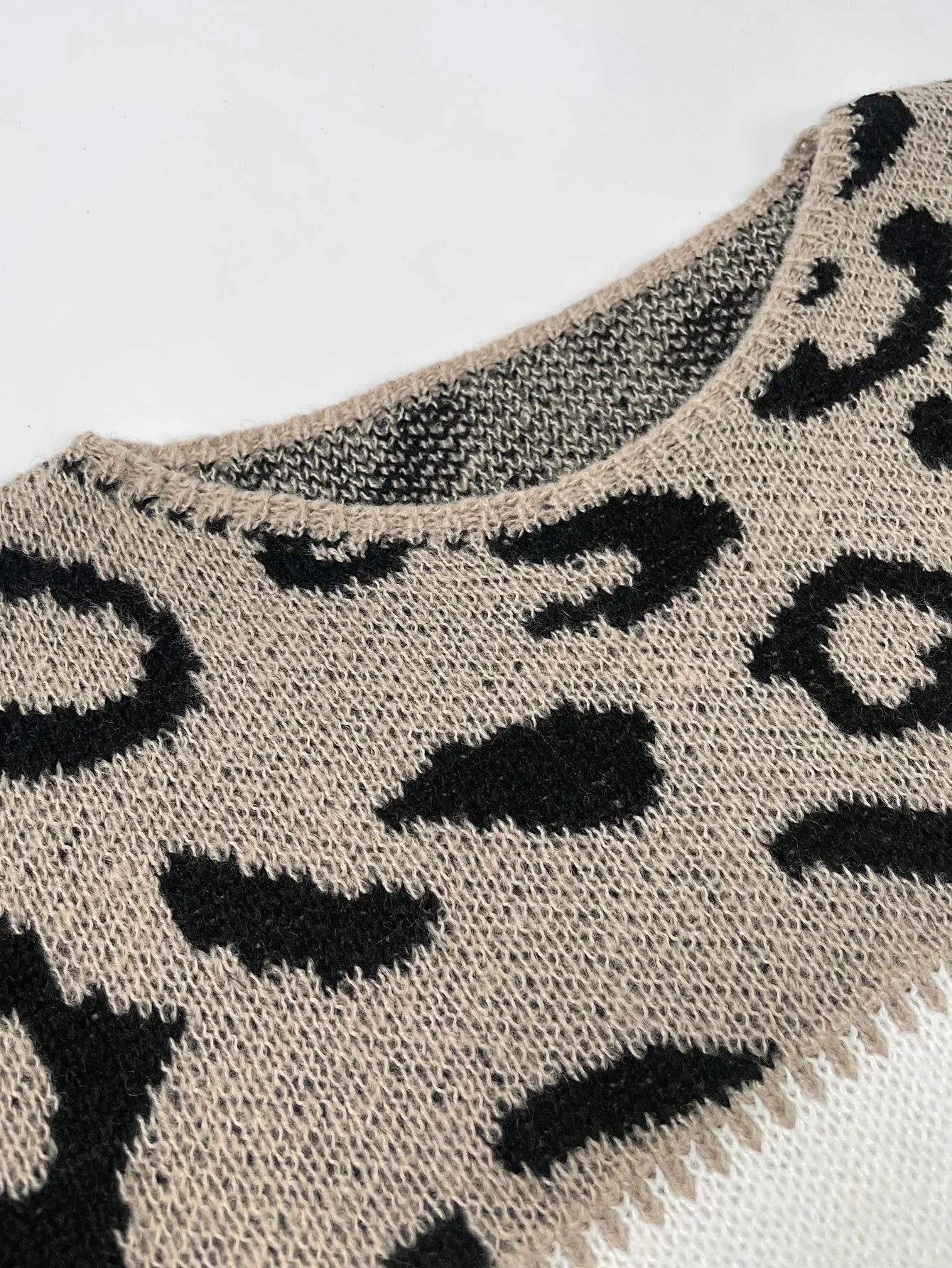 PULLOVER MIT LEOPARDENPRINT - Image 4