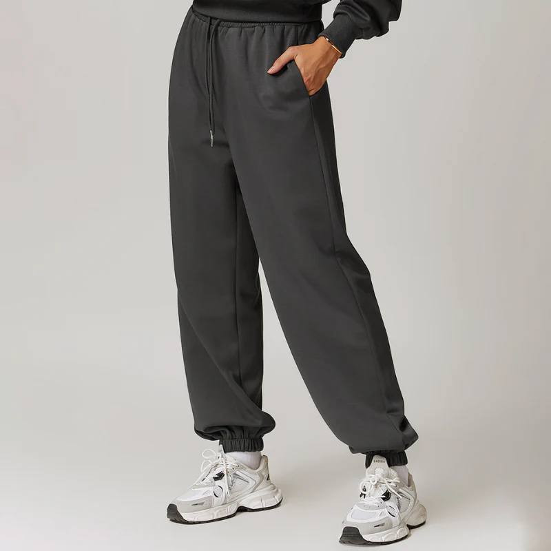 Purex | Flexible Jogginghose für Damen Home Workout - Image 4