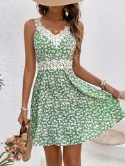 Raelynn | Slip-Kleid mit Blumenmuster - Image 4