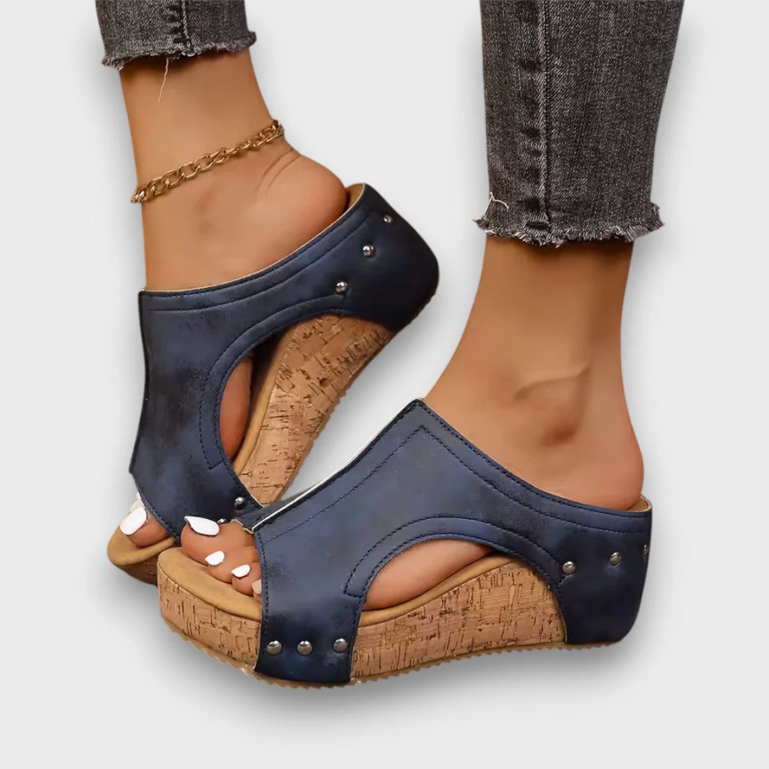 Raya – Keilsandalen mit Cut-Out-Design - Image 3
