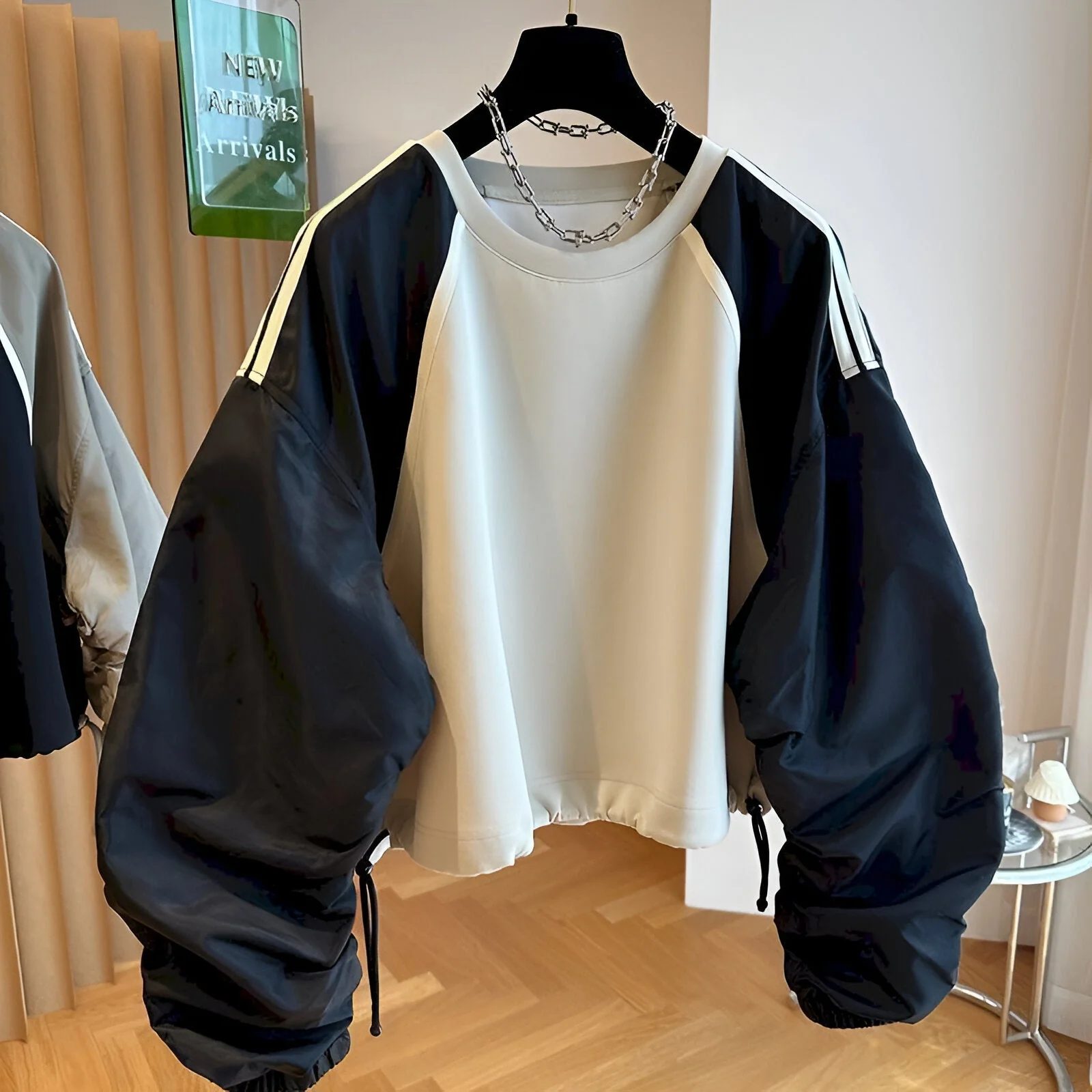 Regina | Müheloser Stil mit einem gemütlichen Twist - Image 3