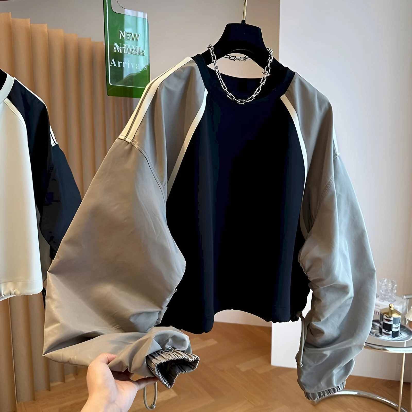 Regina | Müheloser Stil mit einem gemütlichen Twist - Image 6