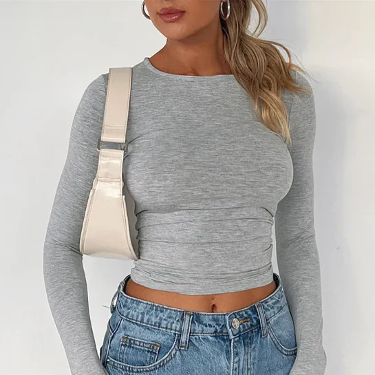 Rhianna -  Elegant geschnittene Bluse mit Rundhalsausschnitt und langen Ärmeln - Image 3
