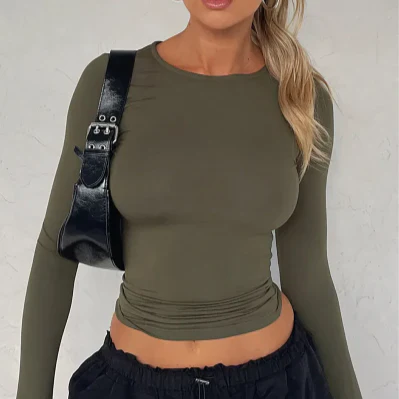Rhianna -  Elegant geschnittene Bluse mit Rundhalsausschnitt und langen Ärmeln - Image 4