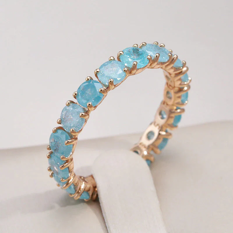 Ring mit rundem Stein aus Gold - Image 2