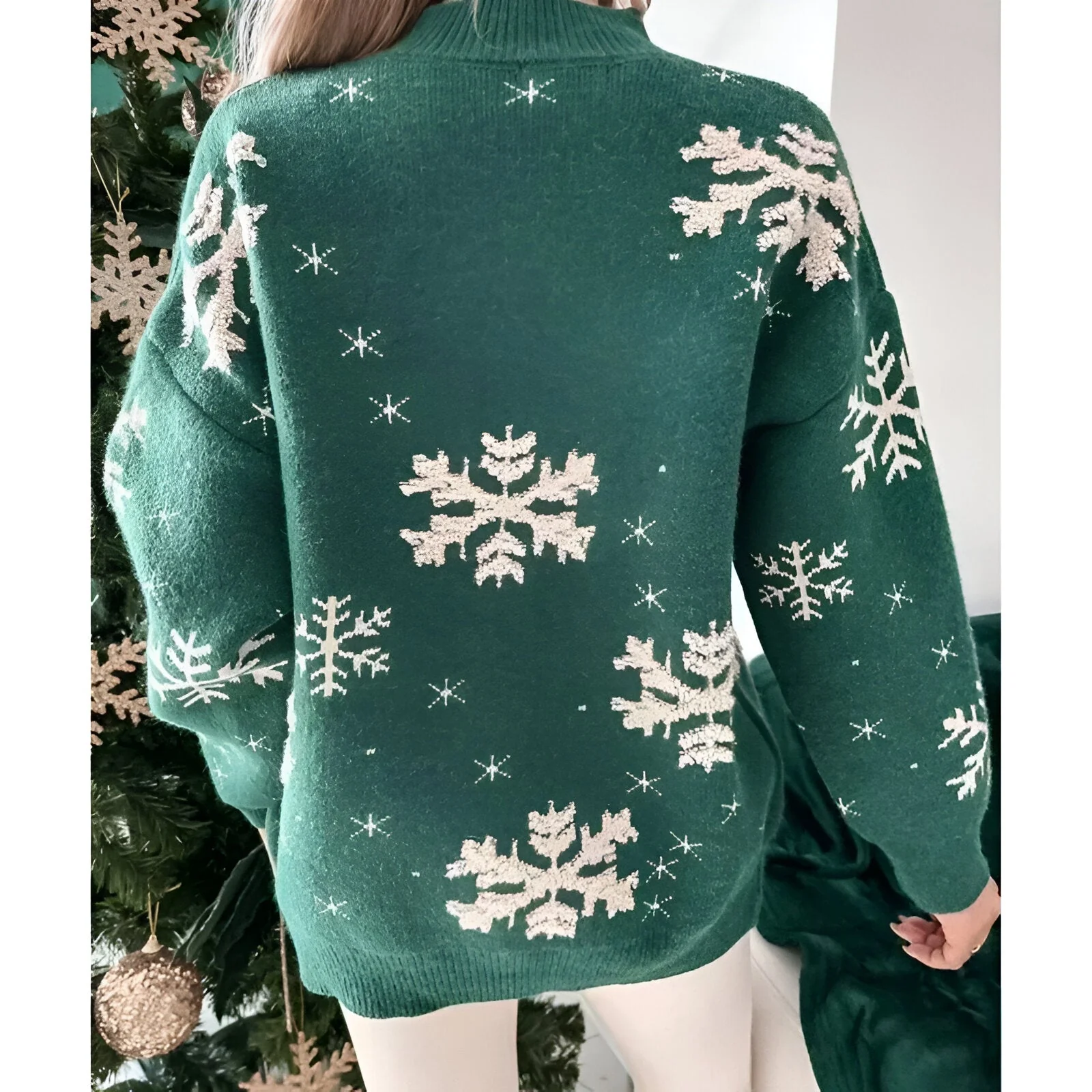 Rita | Gemütlich durch die Feiertage: Pullover mit Schneeflocken-Print - Image 5