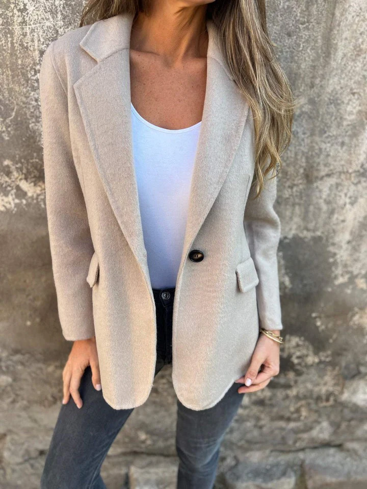 ROSIE | Lässige Jacke mit langen Ärmeln und Revers - Image 9