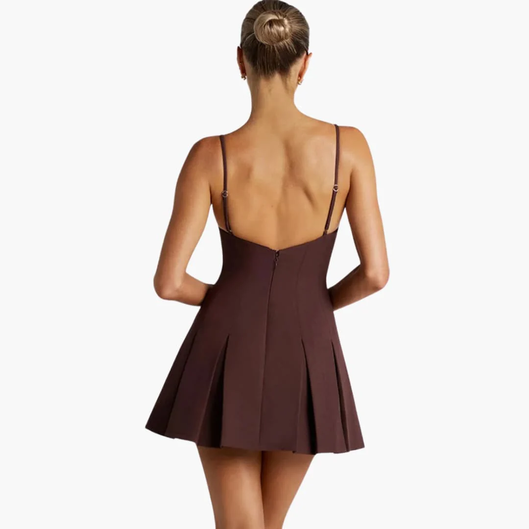 Rückenfreies Mini Faltenkleid - Für Damen mit Eleganzfaktor - Image 6
