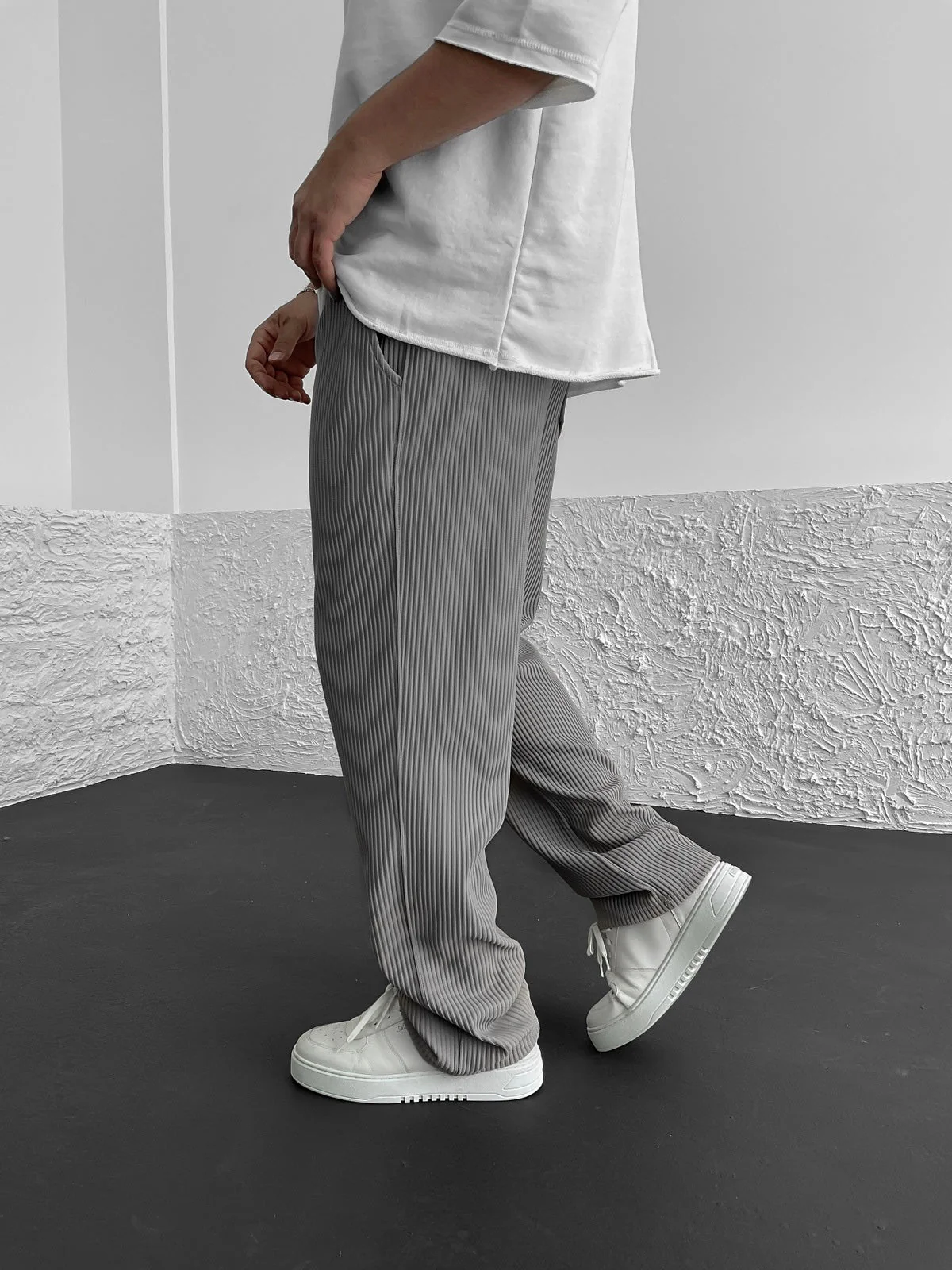 Ryan – Lässige Rippstrick-Jogpants für Herren - Image 11