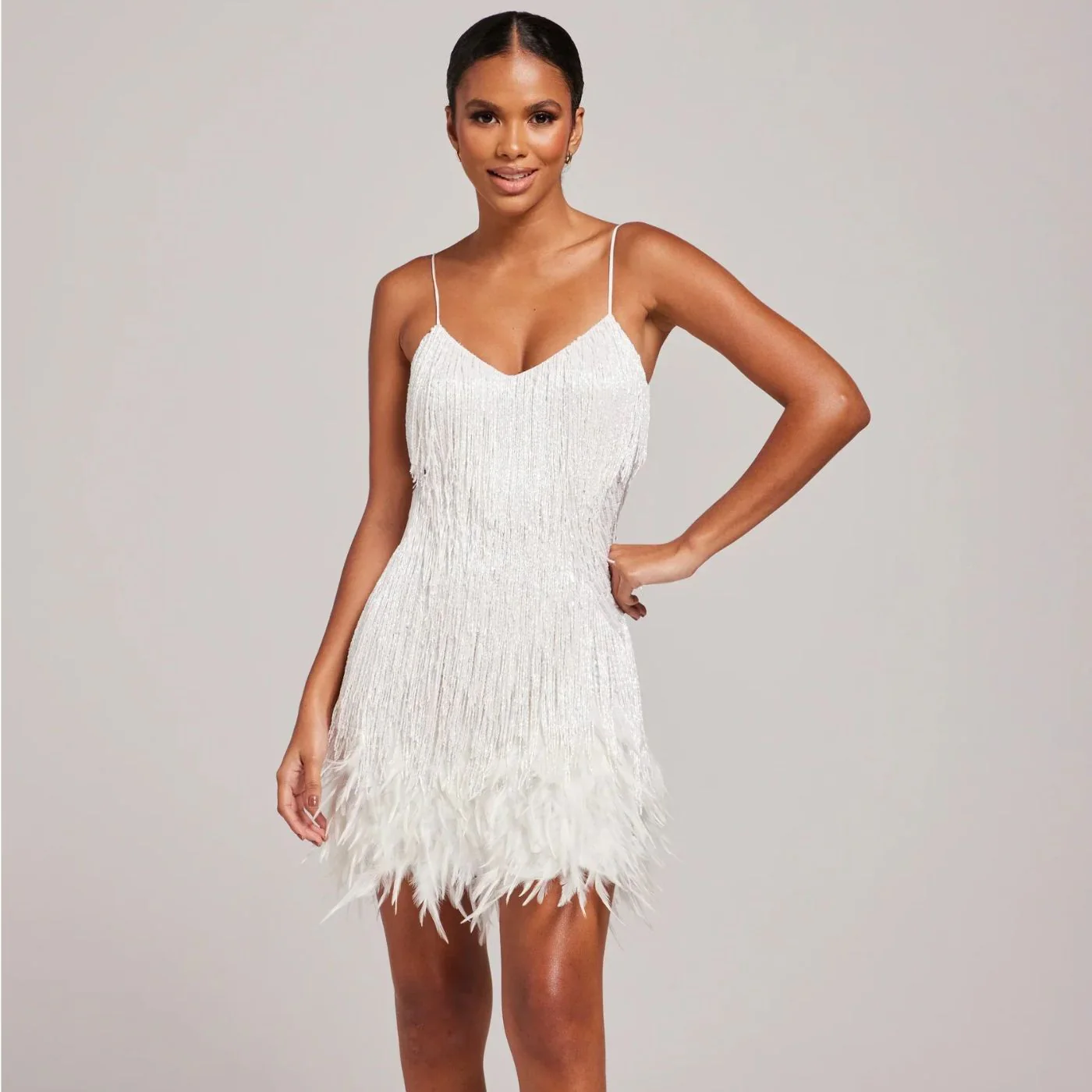 Samba – Luxuriöses Mini-Kleid mit Federn - Image 4