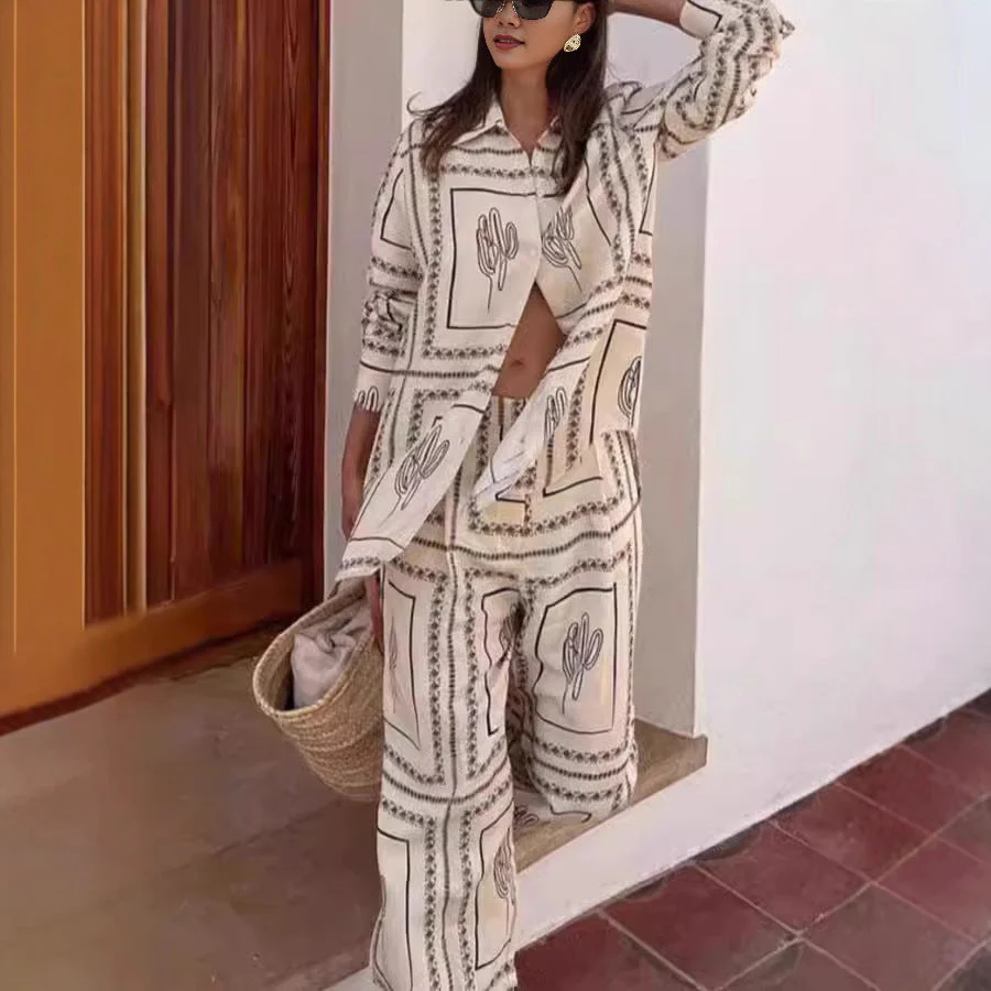 Sara- Damen Set aus lässiger Bluse und Hosen - Image 5