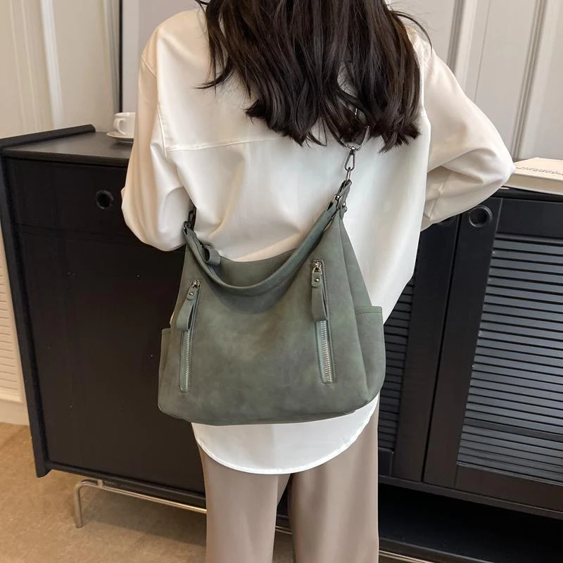 SARAH - Image 8