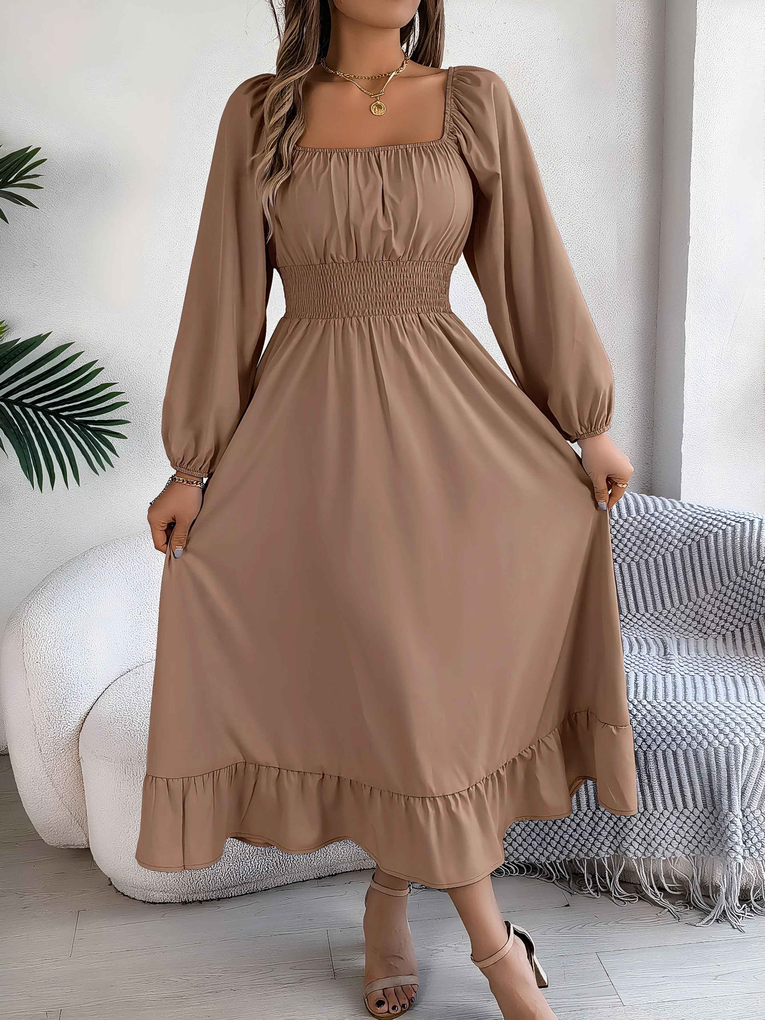 Sarah | Elegantes Hochtaillen-Brautjungfernkleid mit Rüschen - Image 8