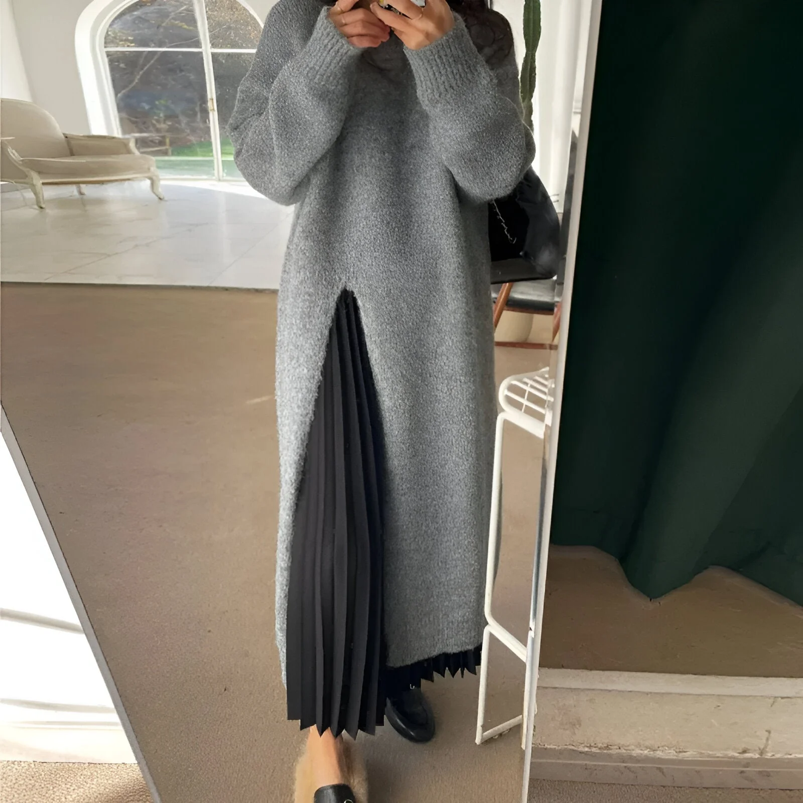 Saskia | Bequemes und stylisches Strickkleid mit V-Ausschnitt - Image 7