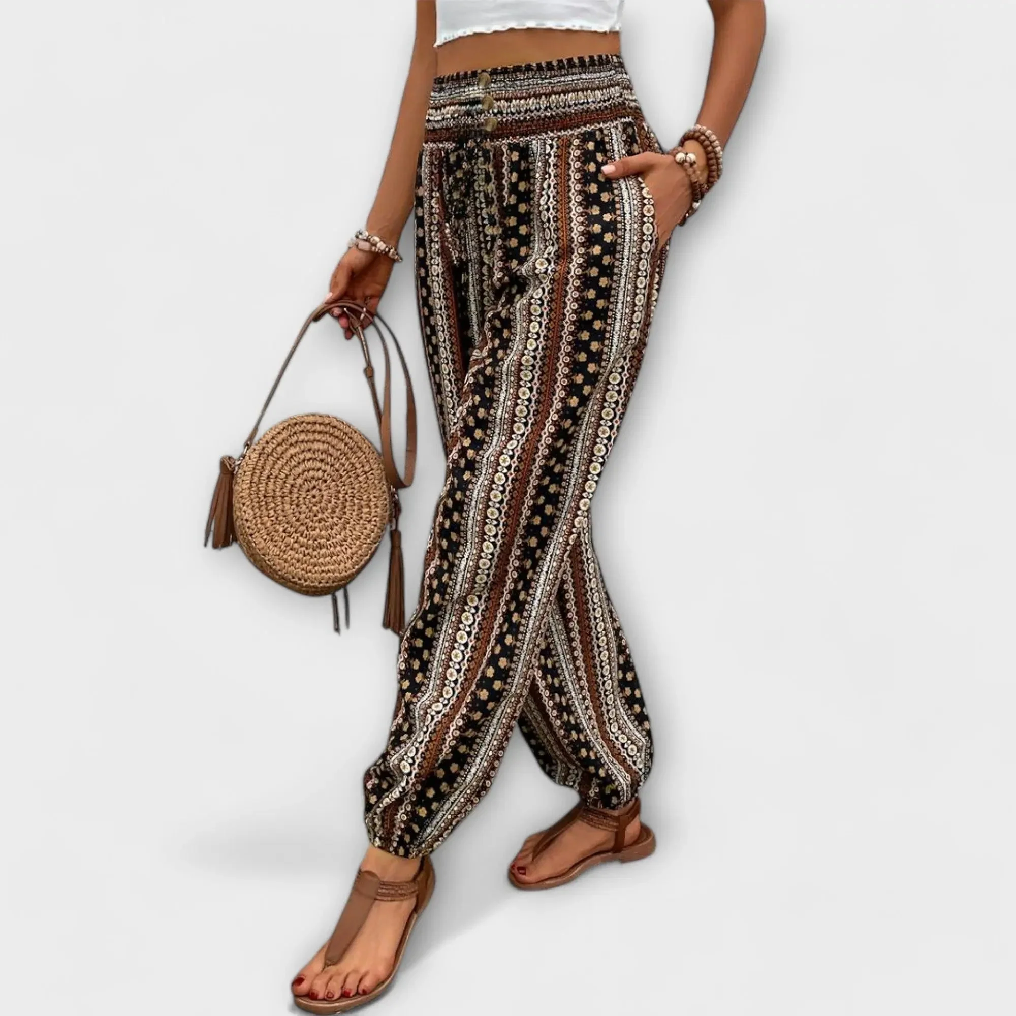 Scarletta – Weite Hose mit Ethno-Muster - Image 10