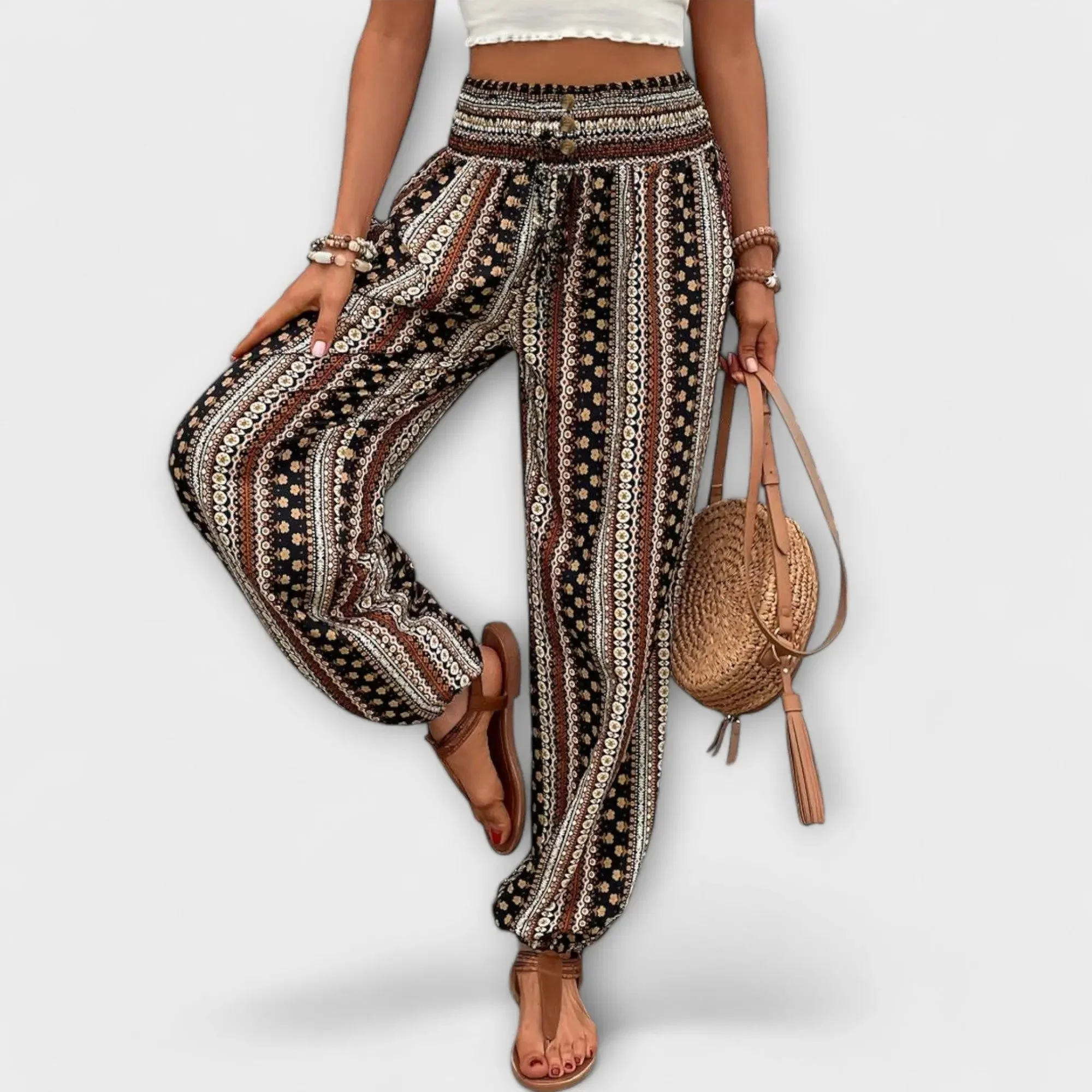 Scarletta – Weite Hose mit Ethno-Muster - Image 9