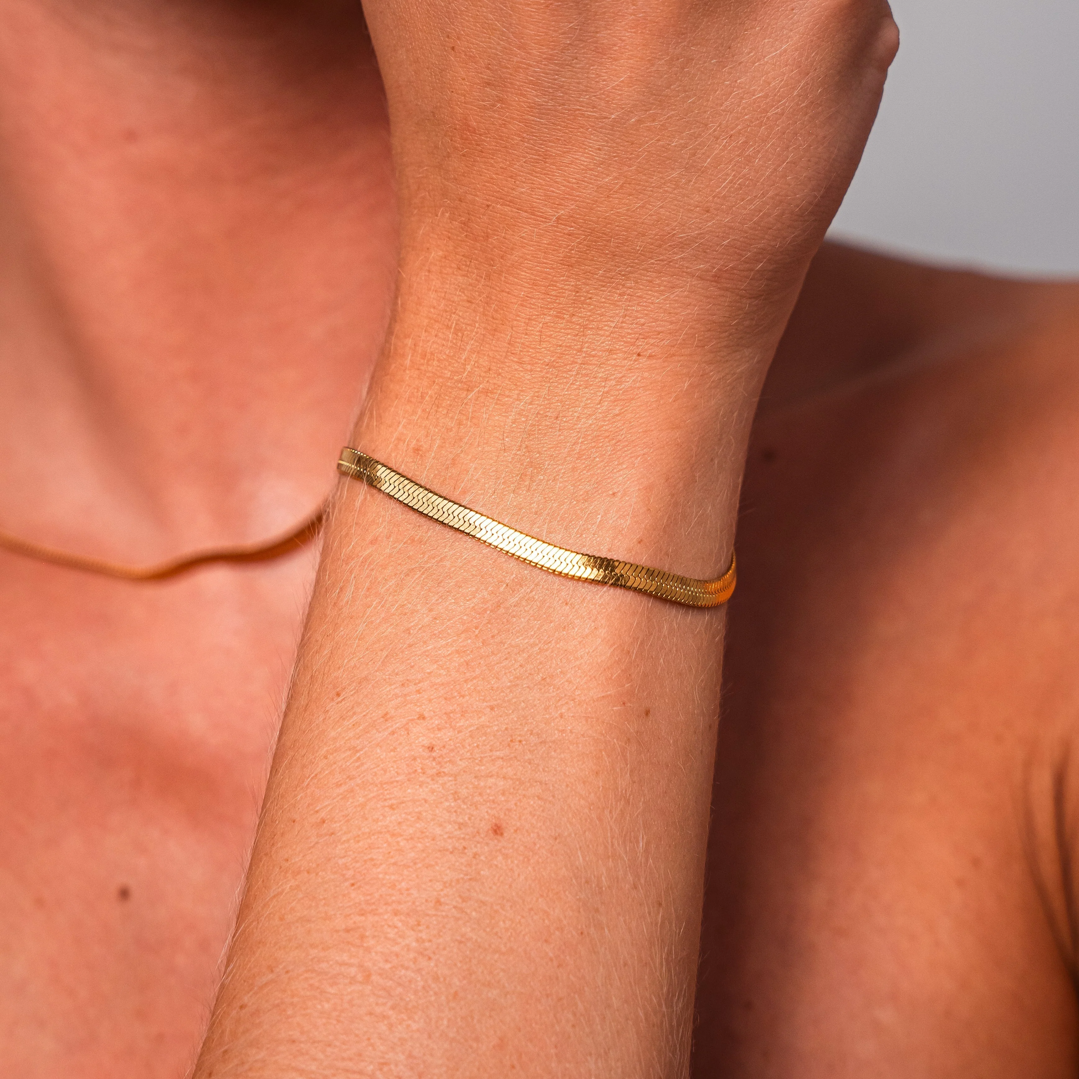 Schlangen-inspiriertes Sarya-Armband - Image 4
