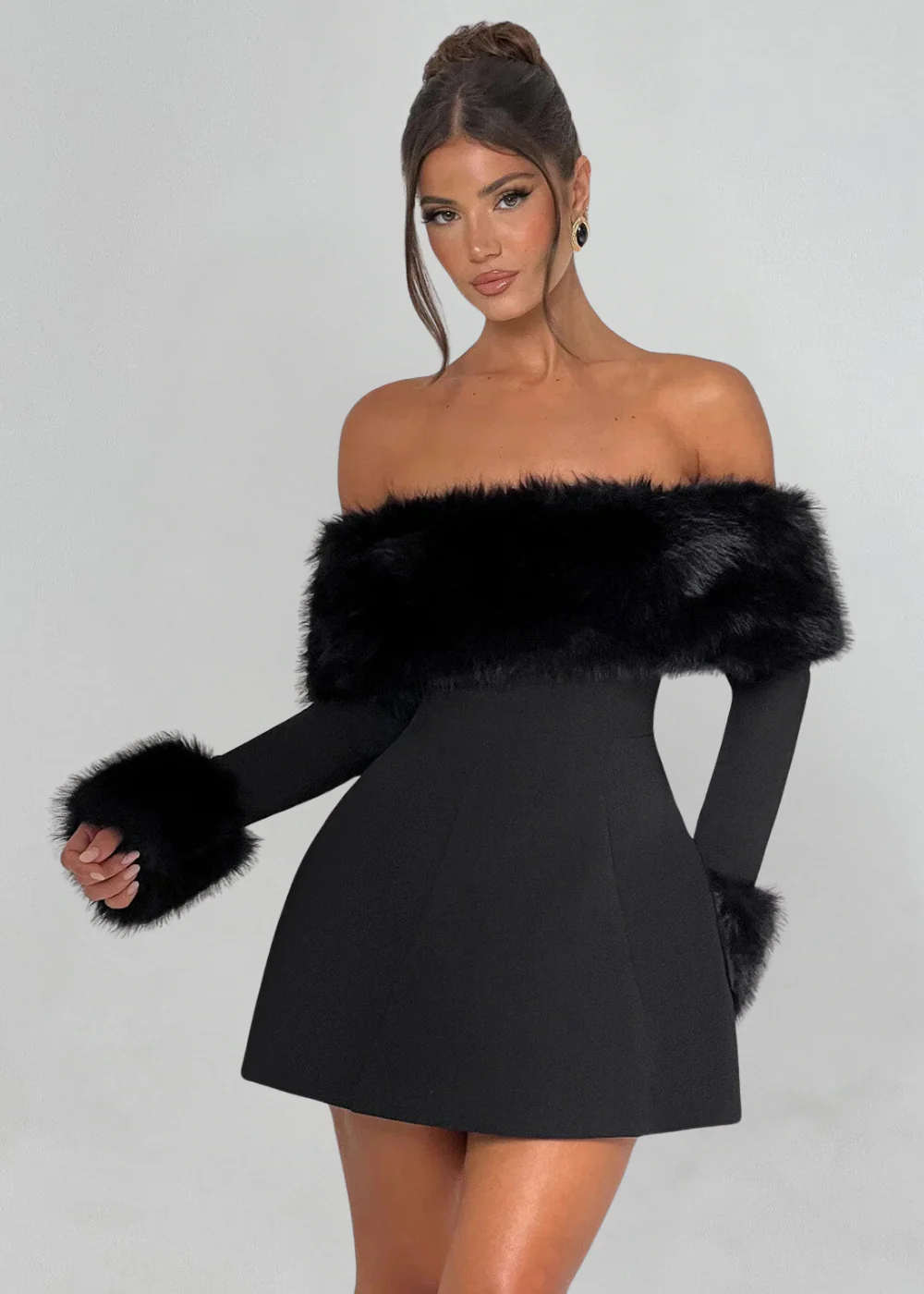 Selina | Off-Shoulder Minikleid mit Fellärmeln - Image 2