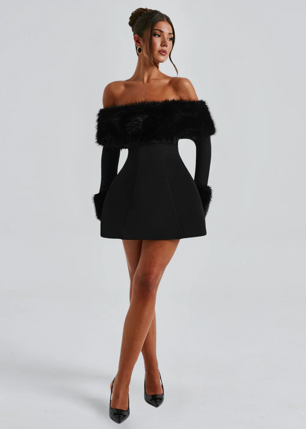 Selina | Off-Shoulder Minikleid mit Fellärmeln - Image 9