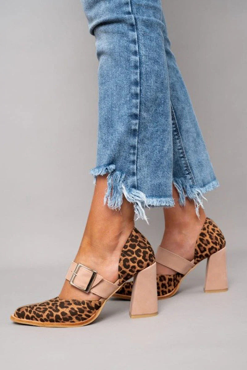 Selveta | Leopard-Daim Sandalen mit robusten Absätzen - Image 2