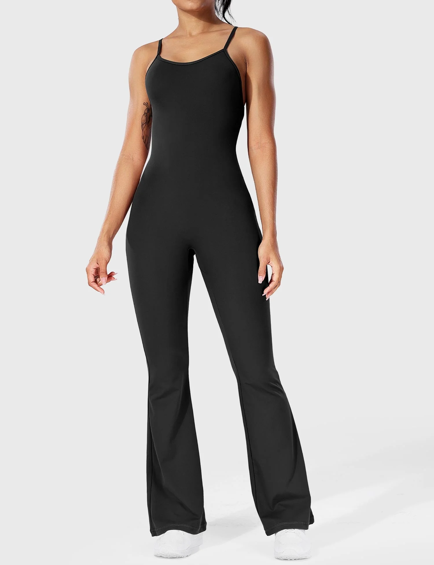 Serafina | Backless Flare Jumpsuit mit verstellbaren Trägern - Image 5