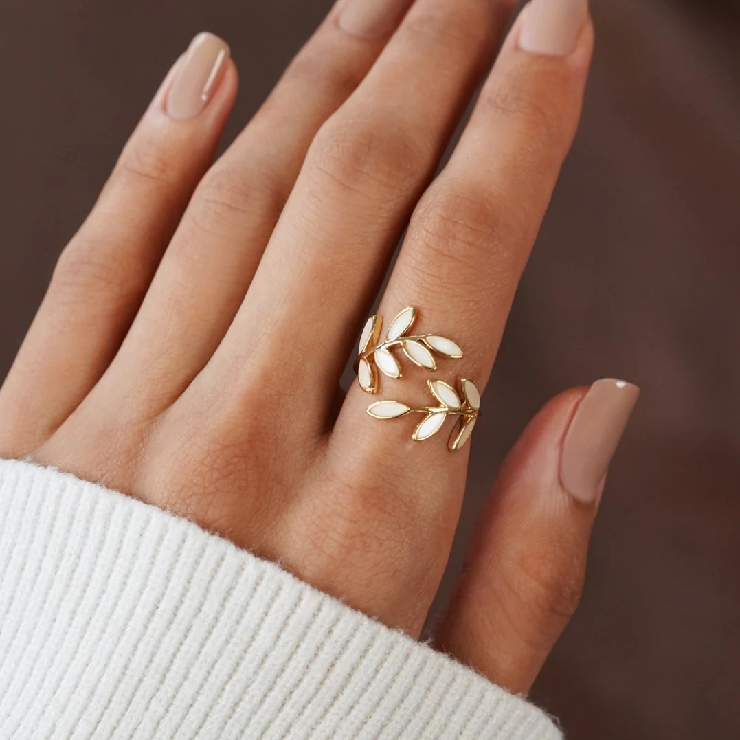 Serene - Goldblatt Ring - Image 4