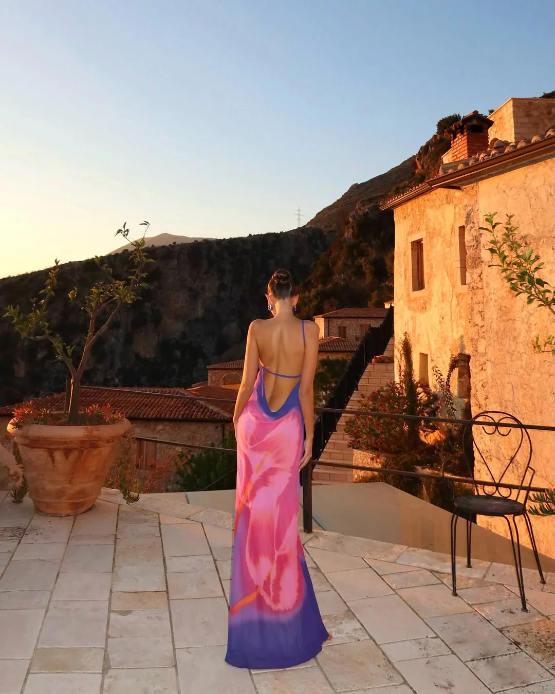 Seris | Rückenfreies One-Shoulder Maxikleid - Image 6