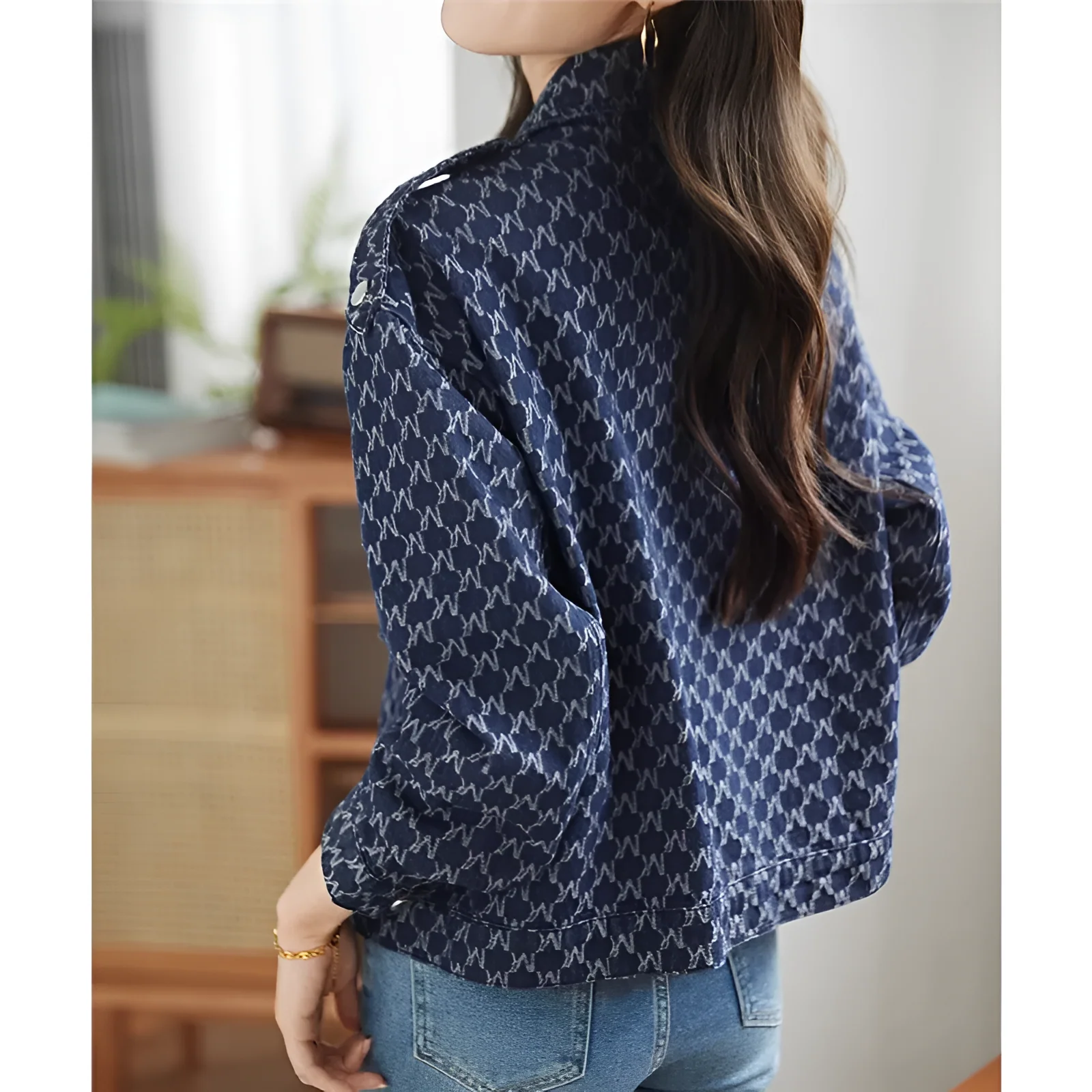 Sibylle | Müheloser Stil mit einer lässigen Denimjacke - Image 5